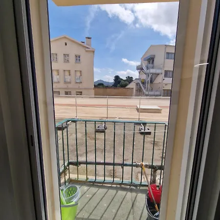 Les Allees * LʼÎle-Rousse